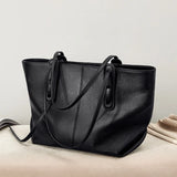 HAUTTON Women Genuine Leather Black Stylish Handbag