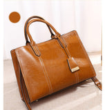 LALPINA 🦘 HANDBAG EXCLUSIVELY BY 🅟🅡🅐🅚 . - PRAKONLINESTORES