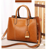 LALPINA 🦘 HANDBAG EXCLUSIVELY BY 🅟🅡🅐🅚 . - PRAKONLINESTORES